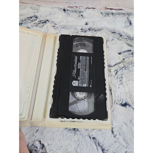 Walt Disney Masterpiece Collection Alice in Wonderland VHS Tape - Picture 4 of 4